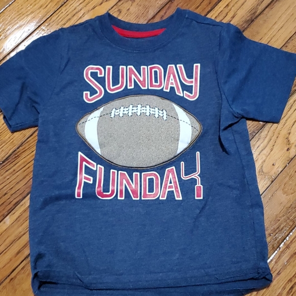 2 boys football shirts - Picture 2 of 3